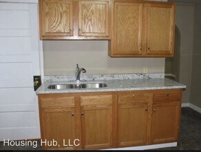 1221 Galtier St in St. Paul, MN - Building Photo - Building Photo