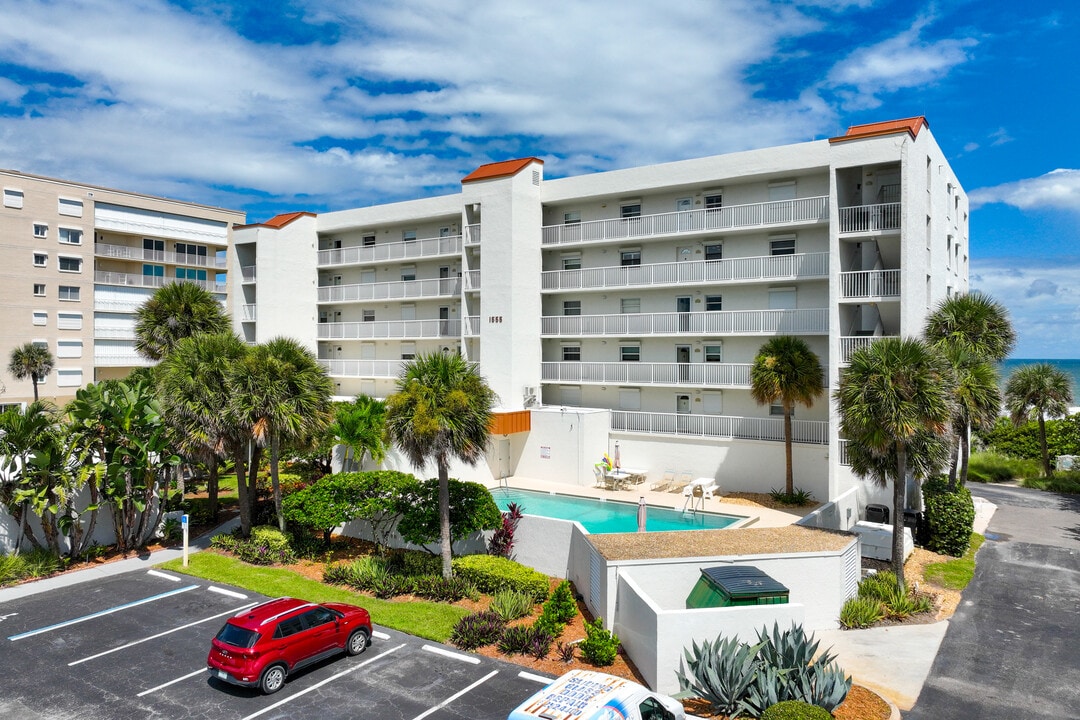 The Outrigger in Indialantic, FL - Building Photo