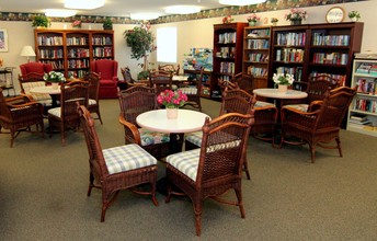 Glen Forest Senior Apartments in Glen Burnie, MD - Foto de edificio - Building Photo