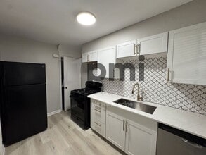 2137 Ridgeview Rd in Upper Arlington, OH - Building Photo - Building Photo