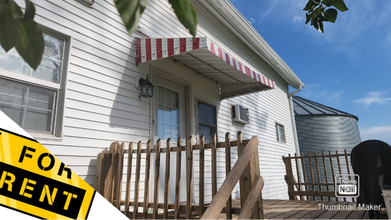 434 Madison St-Unit -4 in Winthrop, IA - Foto de edificio - Building Photo