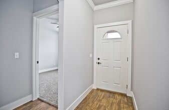 209 Alder St in Pea Ridge, AR - Foto de edificio - Building Photo