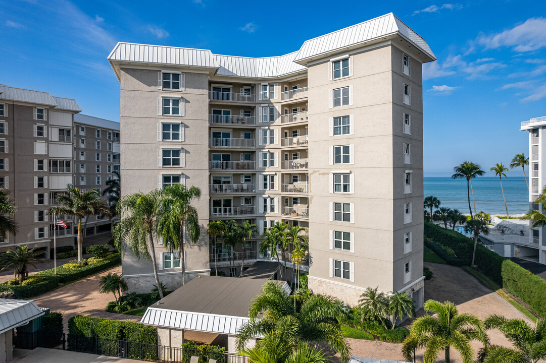 Westgate in Naples, FL - Building Photo