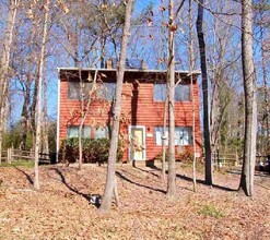 1613 Valley Run in Durham, NC - Foto de edificio - Building Photo