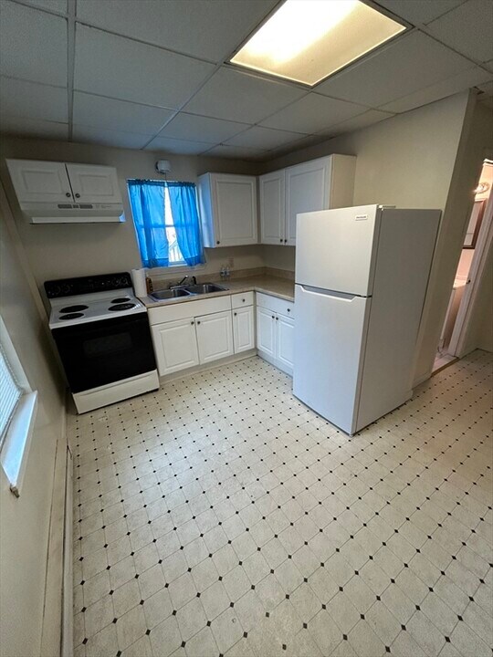 307 Main St in Sturbridge, MA - Building Photo