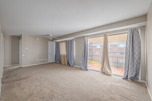 Maiden Choice Apartments in Halethorpe, MD - Building Photo