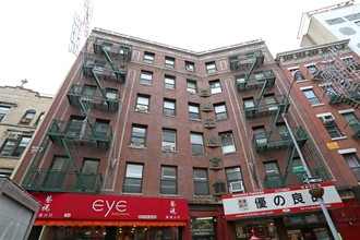 33-37 Mott St in New York, NY - Building Photo - Building Photo