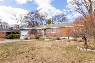 22 Livoli Rd in Framingham, MA - Building Photo - Building Photo