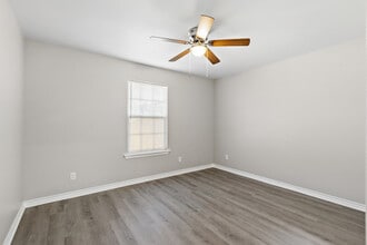 221 Beall St in Nacogdoches, TX - Building Photo - Building Photo