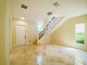 50 Via Poinciana Ln in Boca Raton, FL - Building Photo - Building Photo