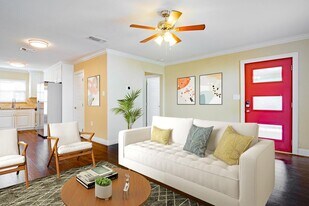 Updated West Fort Worth home with large ya in Fort Worth, TX - Building Photo