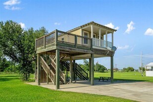 178 Wallace Moore Rd, Unit 10-10303 in Sulphur, LA - Building Photo