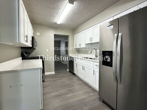 5737 Carnation Rd in Jacksonville, FL - Building Photo - Building Photo