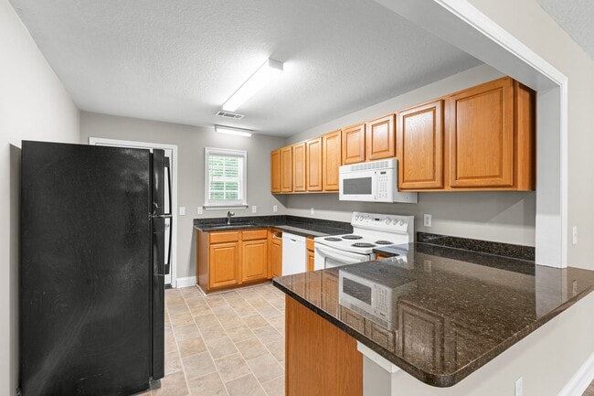 223B Vista Cir in Statesboro, GA - Foto de edificio - Building Photo