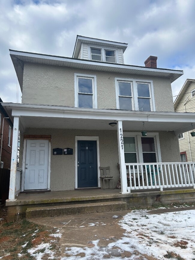 property at 1221 Campbell Ave