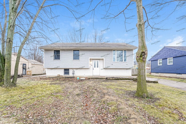 property at 2216 Eastlawn St