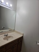 127 Regency Ave in Victoria, TX - Building Photo - Building Photo