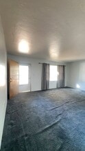330 S Main St in Aztec, NM - Building Photo - Building Photo