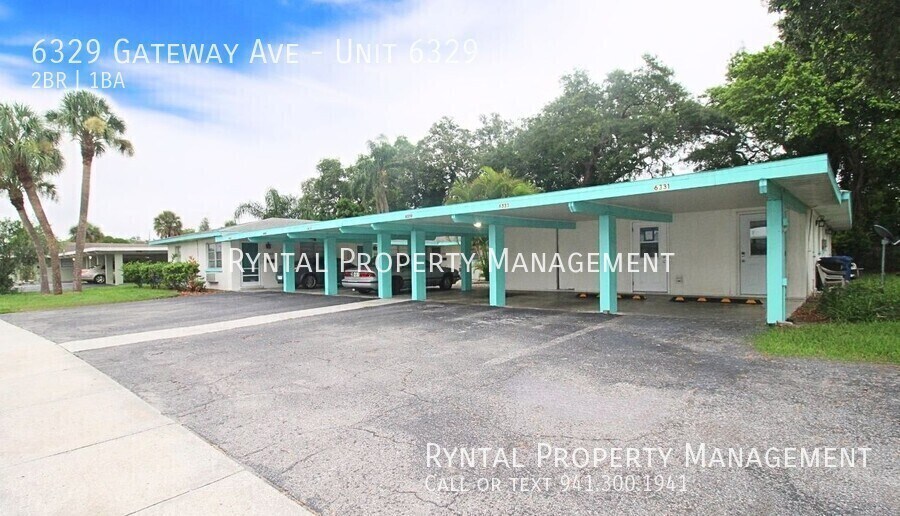 6329 Gateway Ave in Sarasota, FL - Building Photo
