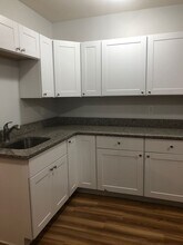 1609 Hopkins Ave-Unit -UP in Lakewood, OH - Building Photo - Building Photo