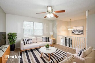 3920 Pinetop Dr in Indianapolis, IN - Building Photo - Building Photo