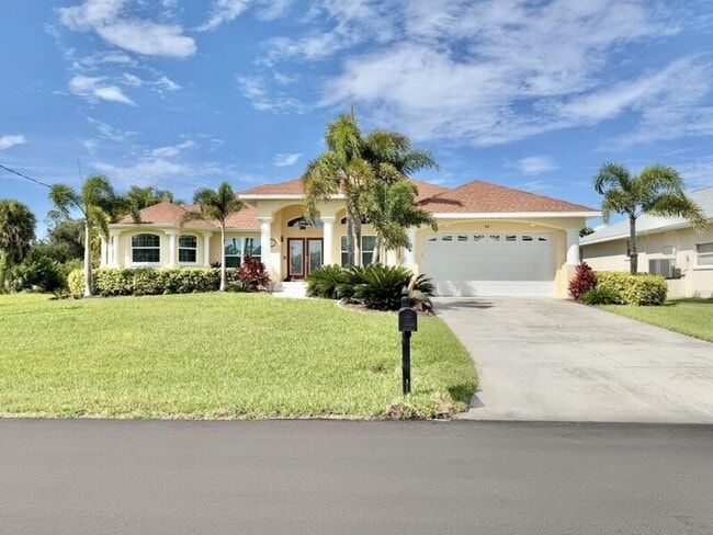 property at 40 Pine Valley Ct