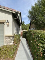 32406 Whispering Glen Trail in Wildomar, CA - Building Photo