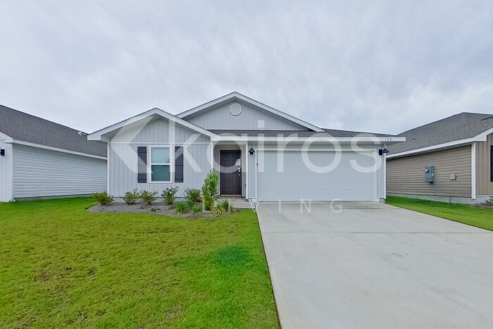 155 Swallowtail Ln in Pensacola, FL - Building Photo
