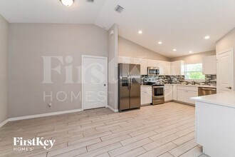 418 SW 31st Ave in Cape Coral, FL - Building Photo - Building Photo