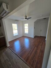 906 King Ave in Irving, TX - Building Photo - Building Photo