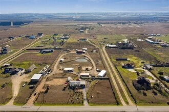 16629 Manda Carlson Rd in Manor, TX - Building Photo - Building Photo