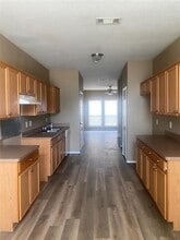 238 Cliff Height Cir in Dallas, TX - Building Photo - Building Photo