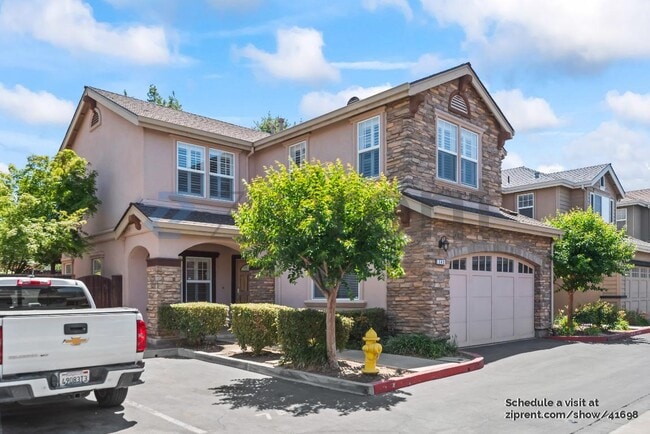 742 Creekside Ct in Gilroy, CA - Building Photo - Building Photo