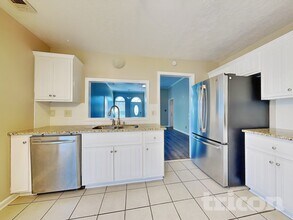 2002 Dundee Way in Grovetown, GA - Building Photo - Building Photo