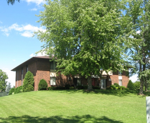 Easthaven Court in Appleton, WI - Building Photo - Building Photo