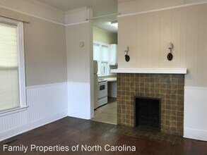 400 S Spring St in Greensboro, NC - Building Photo - Building Photo
