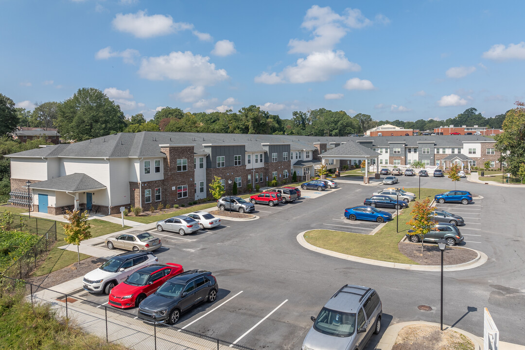 Wimberly Manor Apartments - Adult 62+ in Winder, GA - Foto de edificio