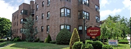 Grandview Apartments in Hasbrouck Heights, NJ - Building Photo - Building Photo