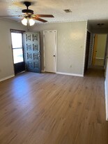 9006 Woodbine Dr, Unit A in Sherwood, AR - Building Photo