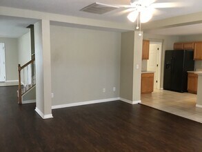 316 Crichton St in Ruskin, FL - Building Photo - Building Photo