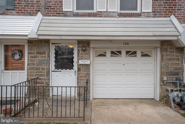 130 Ivy Ct in Upper Darby Township, PA - Building Photo - Building Photo
