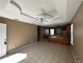 3113 Carson St in Edinburg, TX - Building Photo - Building Photo