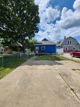 1447 13th St in Des Moines, IA - Building Photo - Building Photo