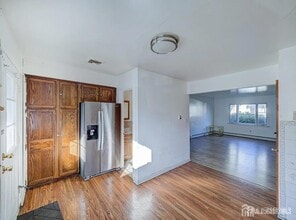 411 Market St in Perth Amboy, NJ - Building Photo - Building Photo