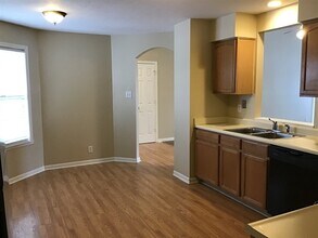 10136 Honeywell Ln in Indianapolis, IN - Building Photo - Building Photo