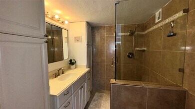 1630 N Ocean Blvd, Unit 1630 N Ocean Boulevard in Pompano Beach, FL - Building Photo - Building Photo