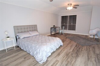 4907 Misty Slope Ln in Austin, TX - Building Photo - Building Photo