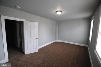 205 Jones Ave in Burlington, NJ - Building Photo - Building Photo