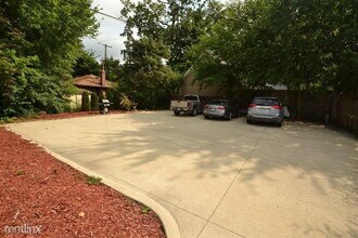 923 S 7th St in Ann Arbor, MI - Foto de edificio - Floor Plan