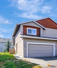 6214 Ophir Dr in Anchorage, AK - Building Photo - Building Photo